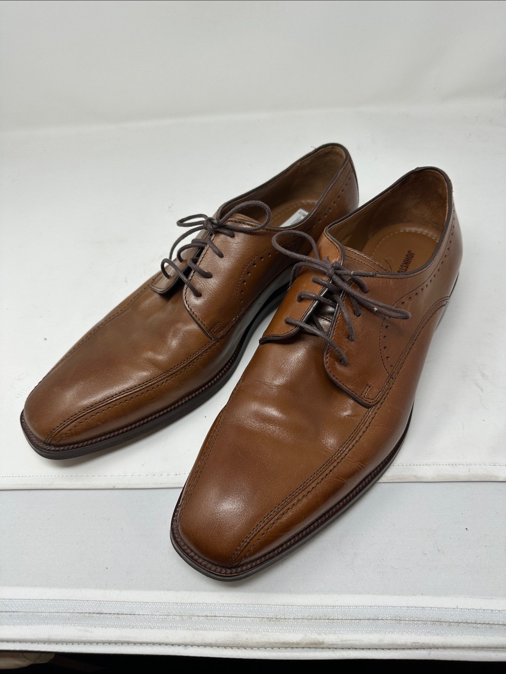 Johnston & Murphy Oxfords Size 10 1/2M